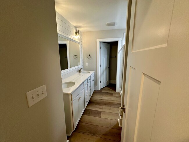 Building Photo - You can't beat this lakefront Clemson townhome! Brand New Construction!