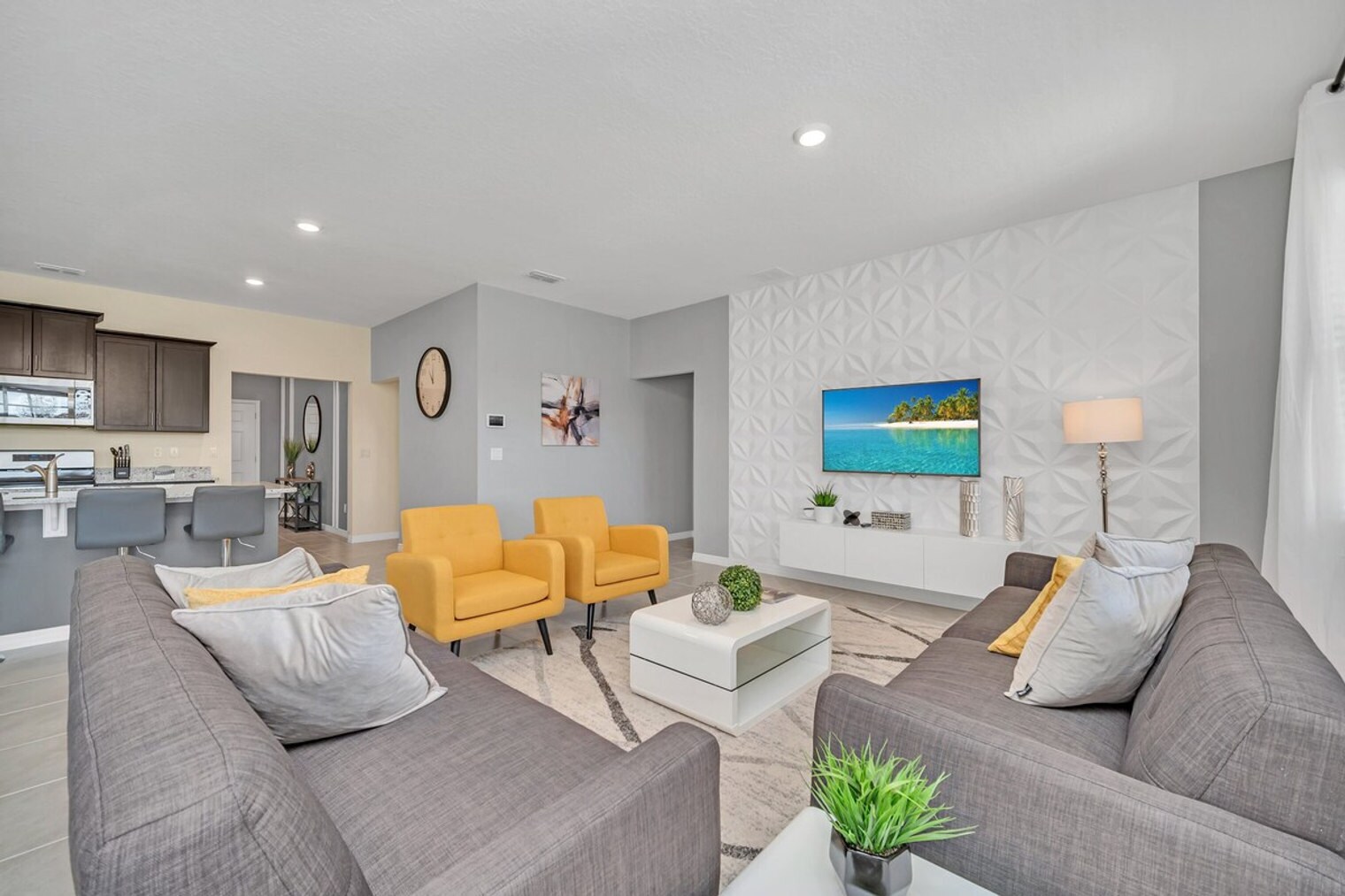 Building Photo - 7551 Oakmoss Loop