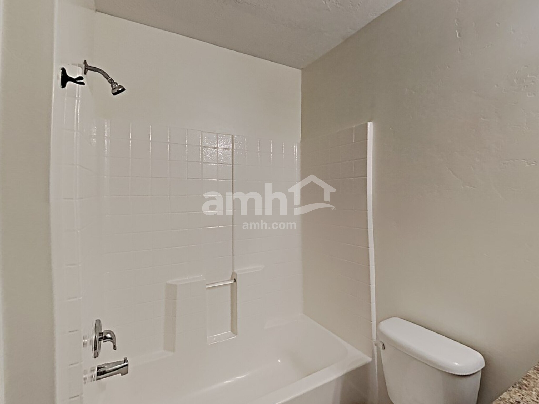 Building Photo - 974 S 1740 E