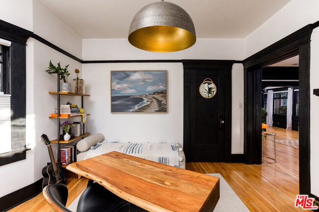 Building Photo - 3438 4th Ave