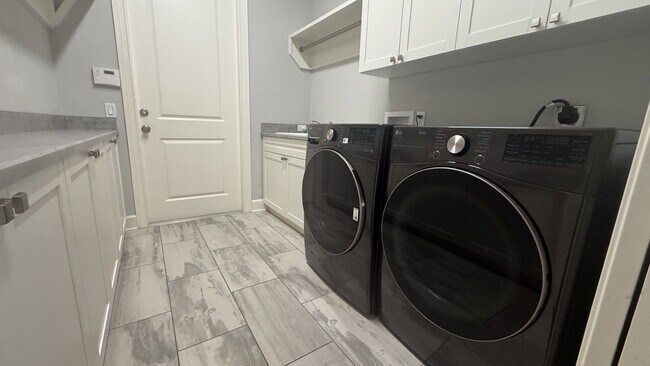 Building Photo - Town of Tioga 4 Bedroom 3 Bath