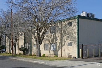 Building Photo - 918 Illinois Ave