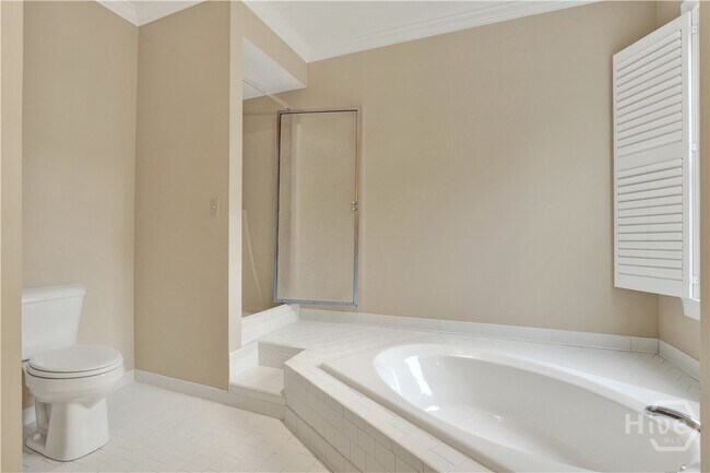Building Photo - 5 Anchor Ct