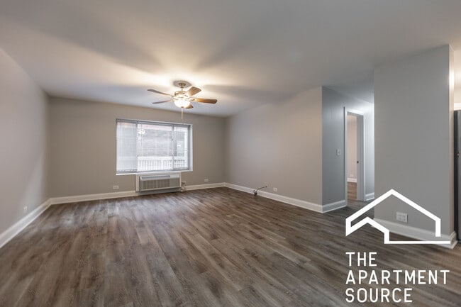 Building Photo - 744 W Gordon Terrace