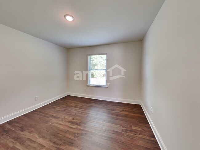 Building Photo - 1234 Soapstone Rd