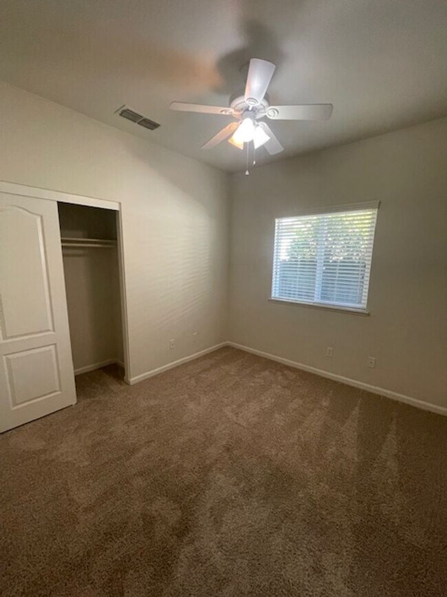 Building Photo - Desirable Folsom Property Near Russell Ranch Elementary School!