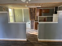 Building Photo - 636 Enders Ave