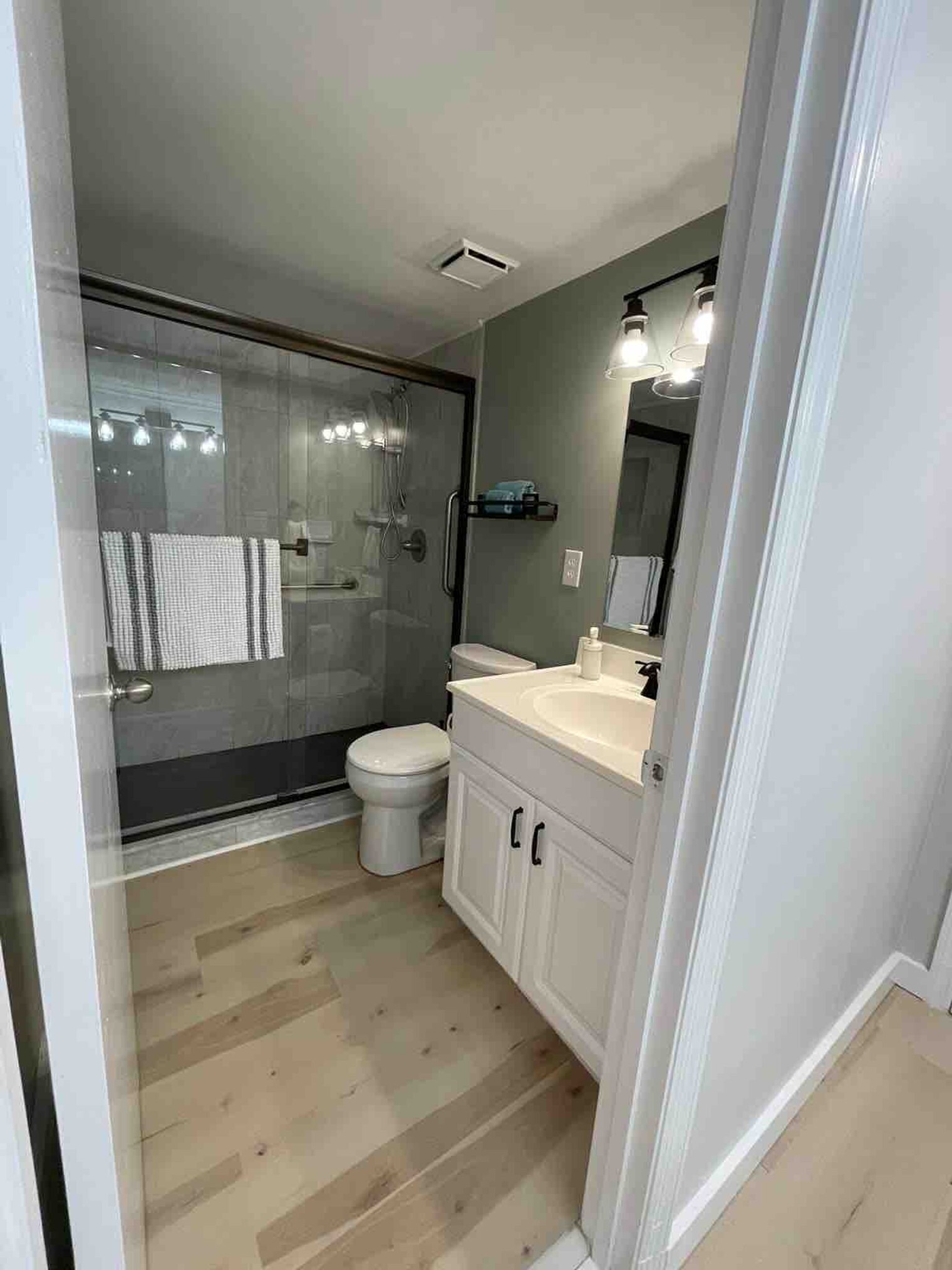 Building Photo - 4793 S Atlantic Ave