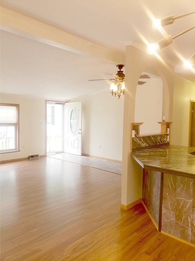 Building Photo - 2368 W 148th St S