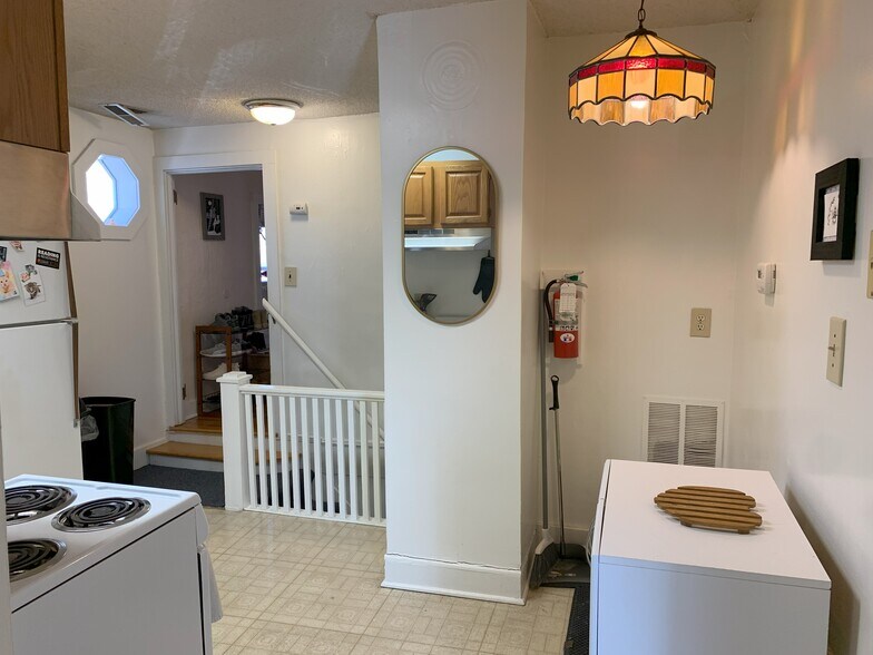 Building Photo - 1329 Connecticut St