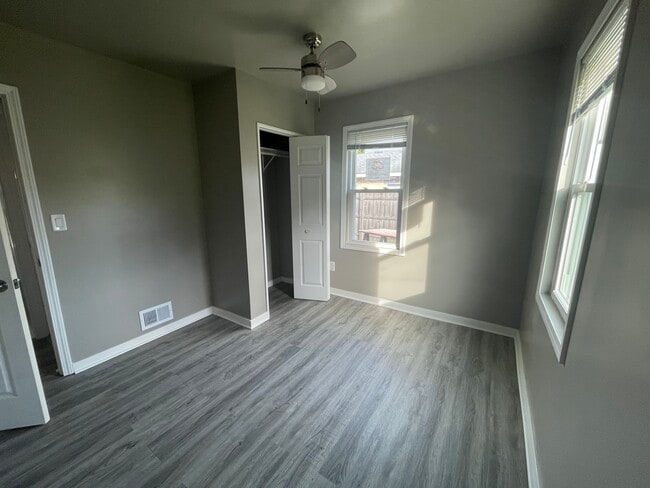 Building Photo - 1446 173rd St