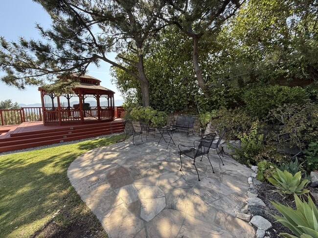 Building Photo - 2716 Ridgepine Dr