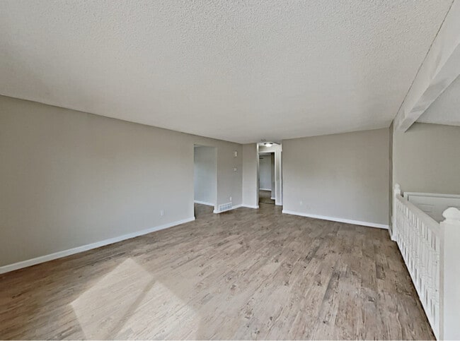 Building Photo - 10433 Jellison Way