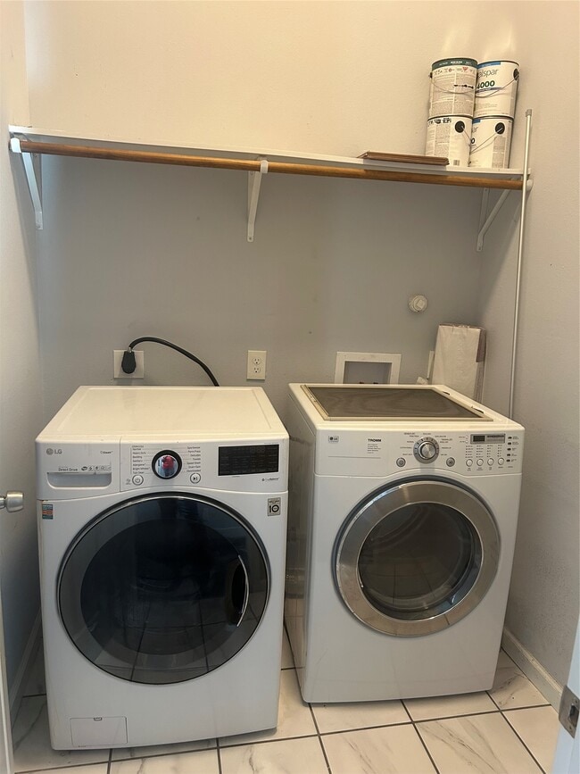 Building Photo - 3526 Griggs Rd