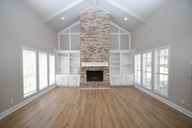 Primary Photo - 1526 Barraud Ct