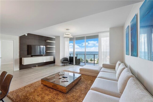 Building Photo - 2200 N Ocean Blvd