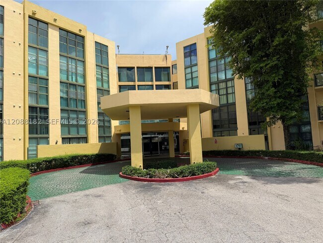 Building Photo - 11780 SW 18th St
