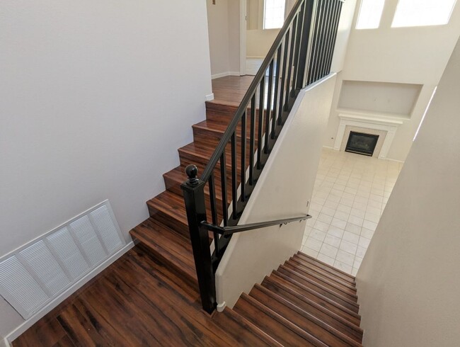 Building Photo - 9901 Trailwood Dr