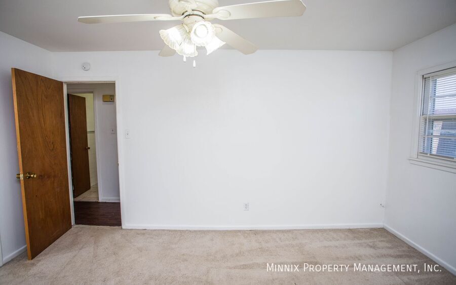 Building Photo - 5432 6th St