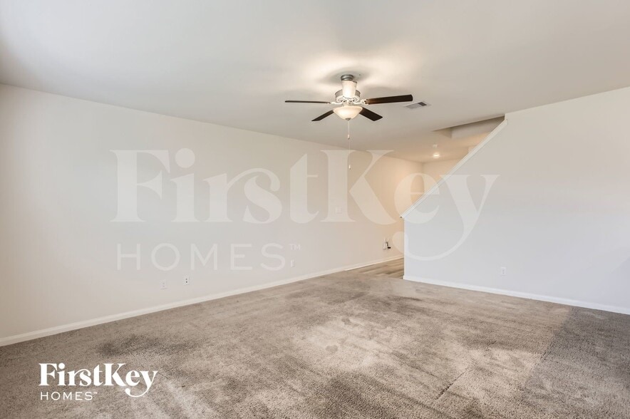 Building Photo - 26732 Frost Dr