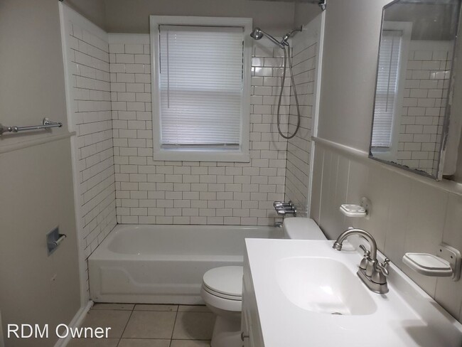 Building Photo - 4 br, 2 bath House - 4207 Truman Ave