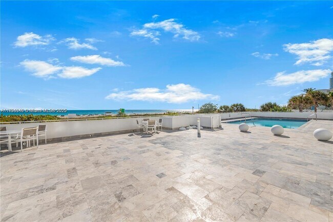 Building Photo - 401 Ocean Dr