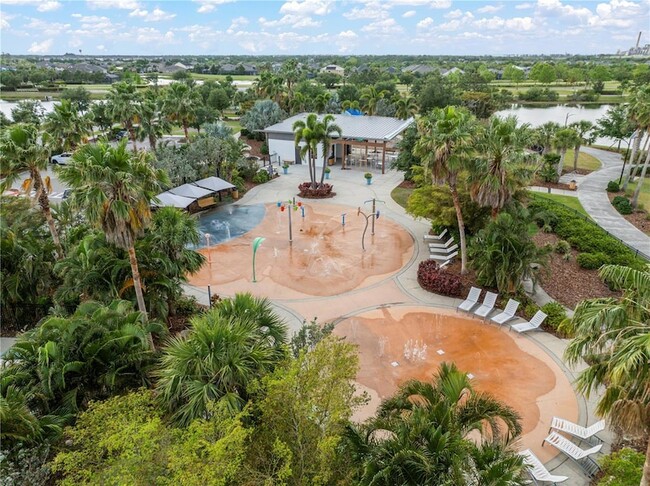 Building Photo - 5636 Silver Sun Dr