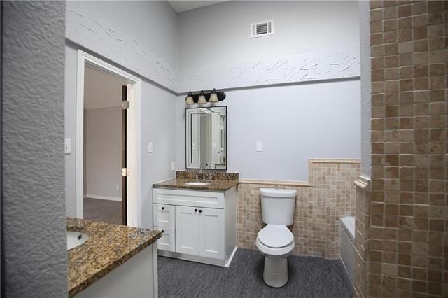 Building Photo - 603 Park View Ave