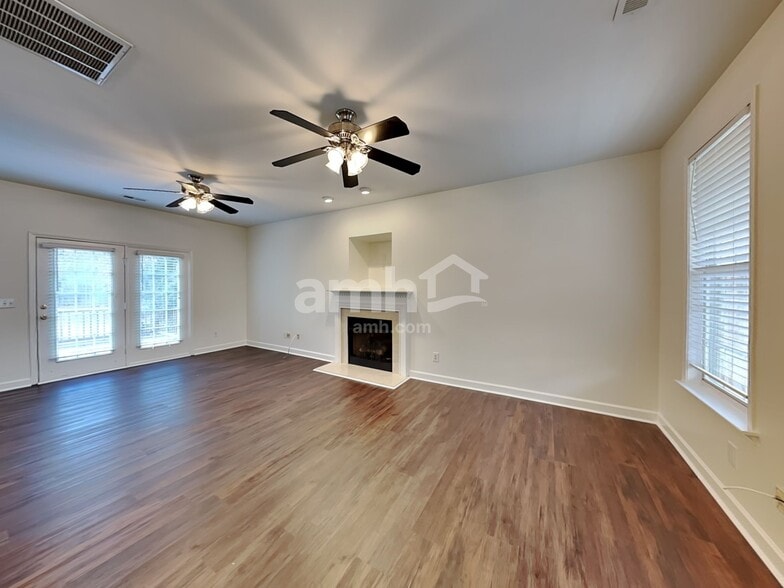 Building Photo - 14316 Buckton Ln