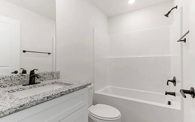 Building Photo - Brand New Duplex Available Now!