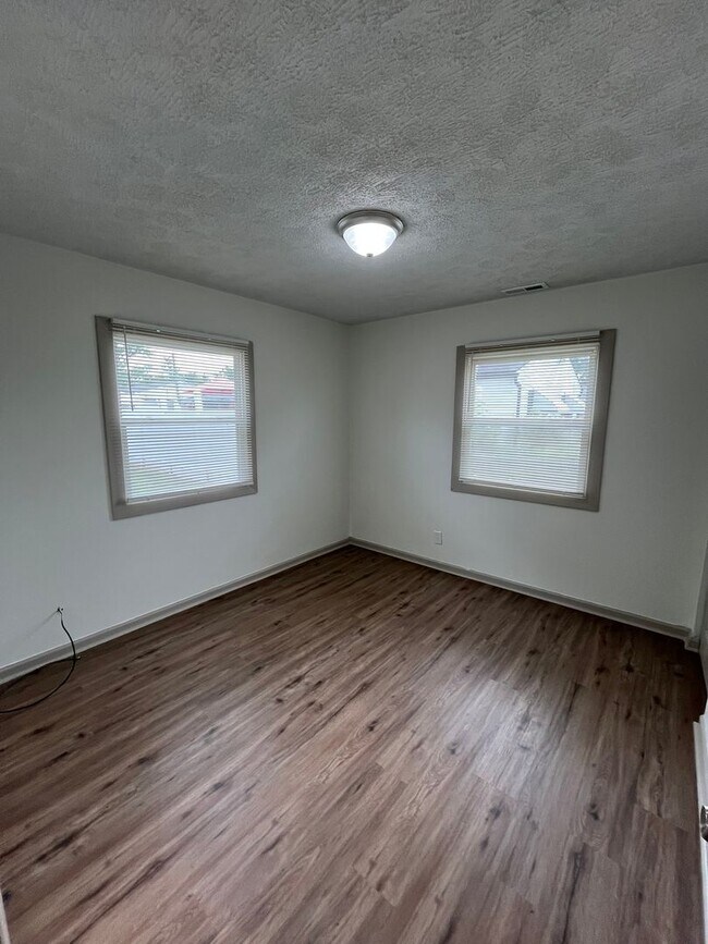 Building Photo - Beautifully Renovated 3-Bedroom Ranch with Open Floor Plan & 2-Car Garage