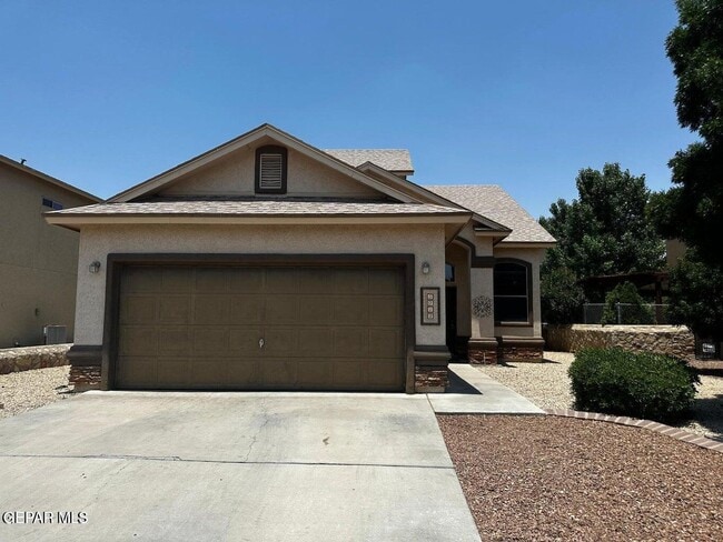 Primary Photo - 5017 Lone Cactus Ct