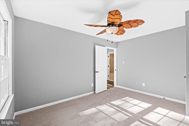 Building Photo - 2312 Harpoon Dr