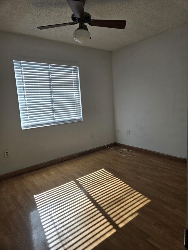 Building Photo - 5239 NW 198th Terrace