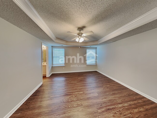 Building Photo - 7537 Sparkleberry Dr