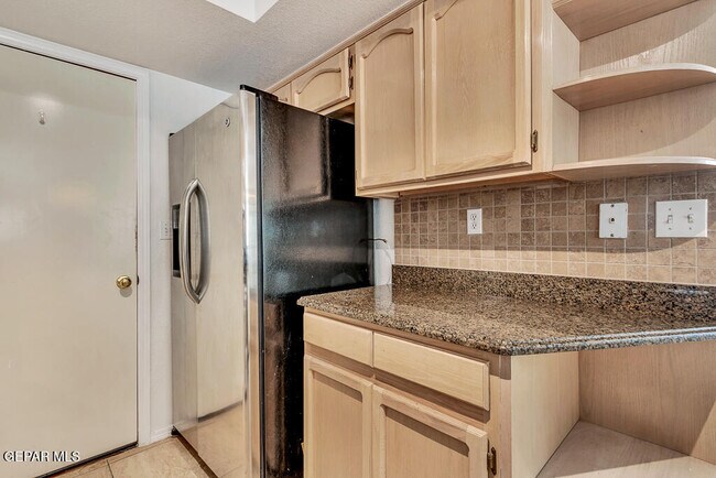 Building Photo - 10917 Loma Alta Pl