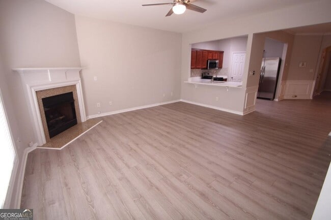 Building Photo - 2173 Executive Dr N