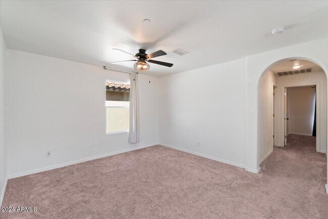 Building Photo - 12318 W Cactus Blossom Trail