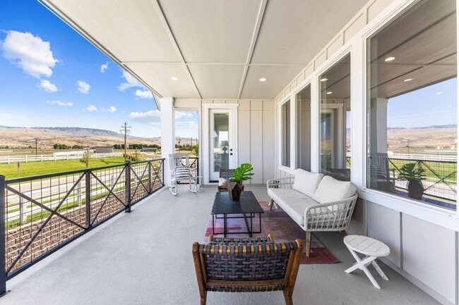 Building Photo - Luxury Living in Dry Creek Ranch – Custom ...