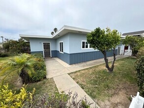 Building Photo - Pierpont Beach Home