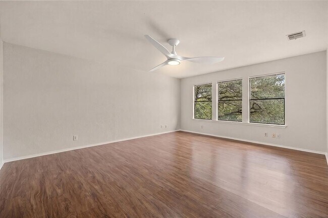 Building Photo - 8905 Bridgewood Trail