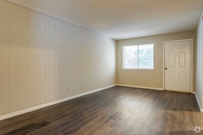 1BR, 1BA - 750 SF - Bolden Creek