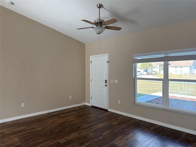 Building Photo - 4000 SW 139th St Rd