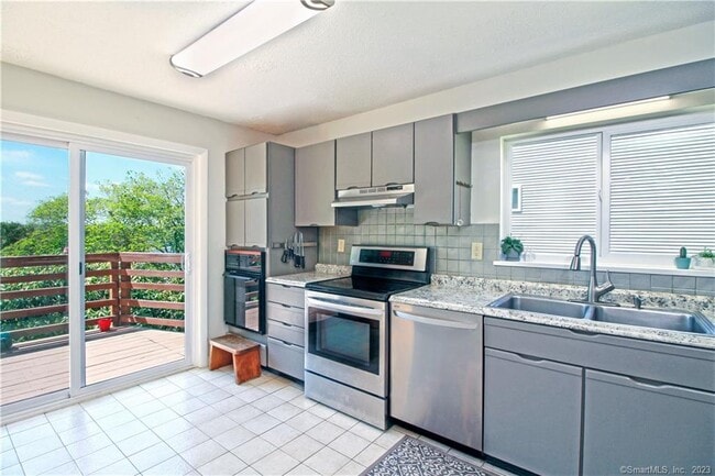 Building Photo - 299 Virgo Dr