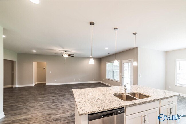 Building Photo - 3029 Crystal Creek Dr