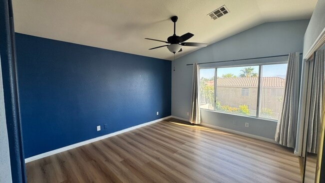 Building Photo - Summerlin 4 bedroom 3 car garage