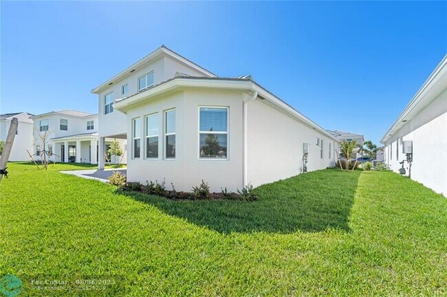 Building Photo - 5350 Liberty Ln