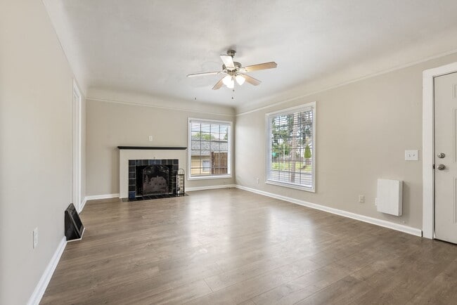 Primary Photo - Charming 3 Bedroom Home in NE Portland!