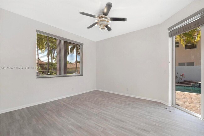 Building Photo - 1666 Victoria Pointe Cir