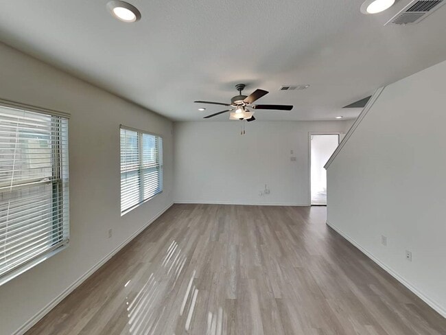 Building Photo - 18739 Faustina Way